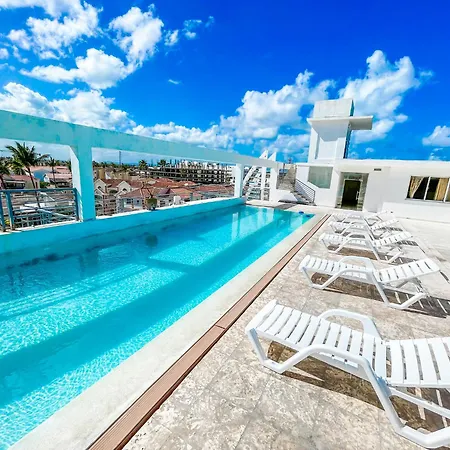 Ducassi Suites Rooms & Beach - Playa Bavaro - Wifi - Parking - Rooftop Pool & Spa